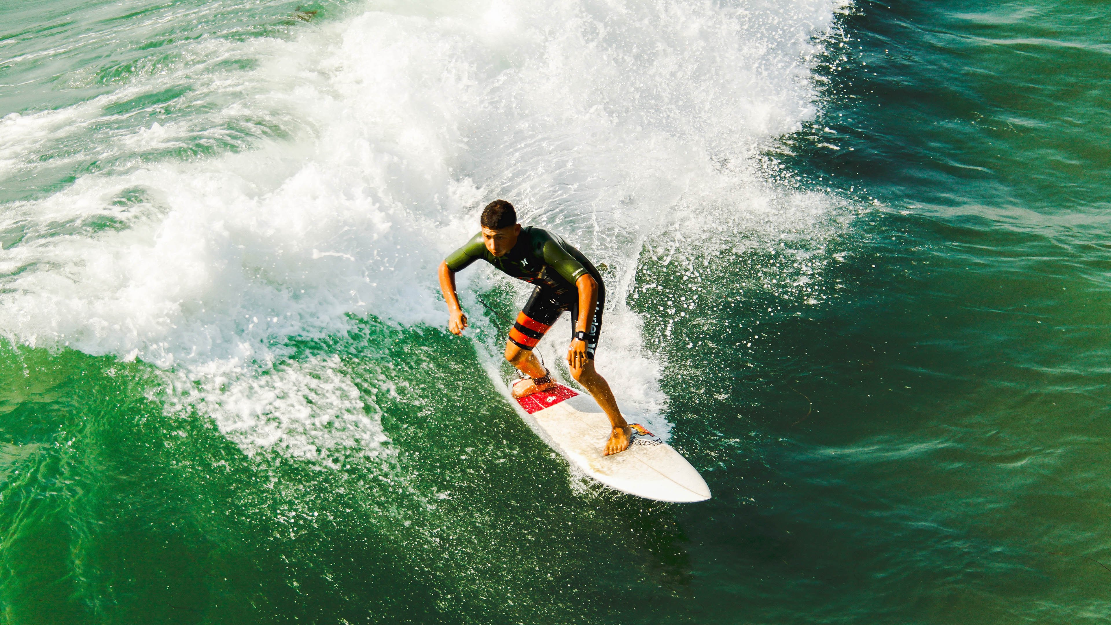 世界杯预选赛四强战激情夜！谷爱凌里突外投，罗马小胜俄克拉荷马城雷霆
